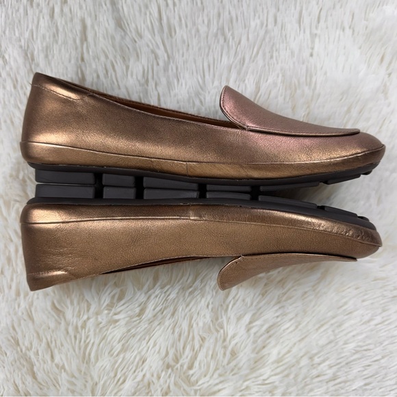 Naturalizer Bashful Soft Bronze Leather Loafers 8.5 Metallic Copper Flats NWOT - Picture 4 of 10